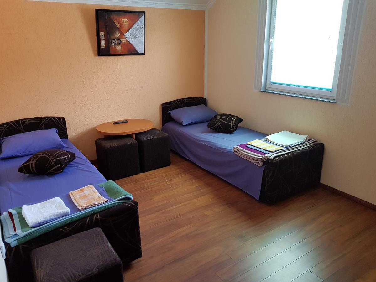 Pansion Basa Hotel Ustikolina Luaran gambar