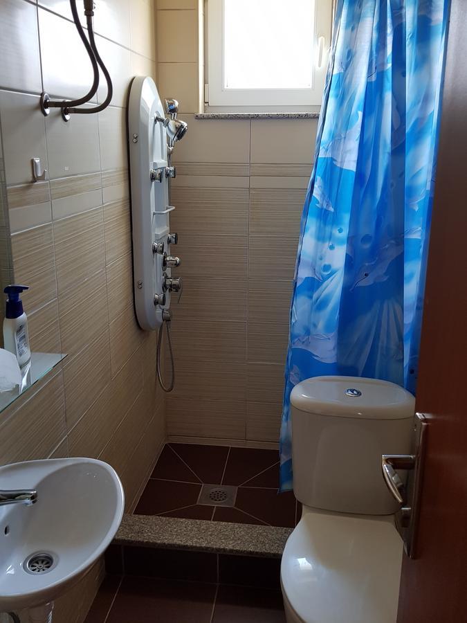 Pansion Basa Hotel Ustikolina Luaran gambar