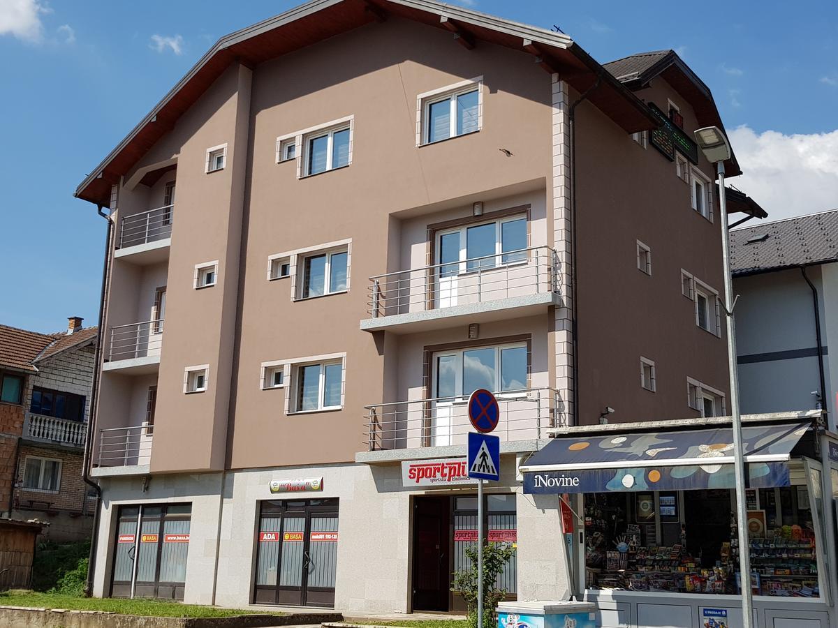 Pansion Basa Hotel Ustikolina Luaran gambar